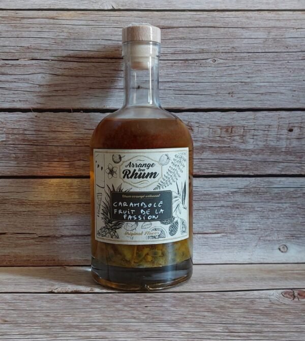 Rhum arrangé à la Carambole et au Fruit de la passion