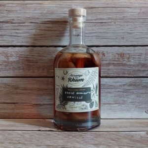 Rhum arrangé à la Fraise et à la Vanille de l'Ouganda